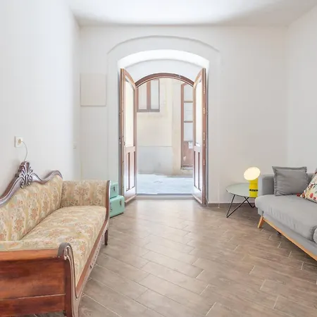 Alagona, Three Minutes Walk From The Sea Syrakus